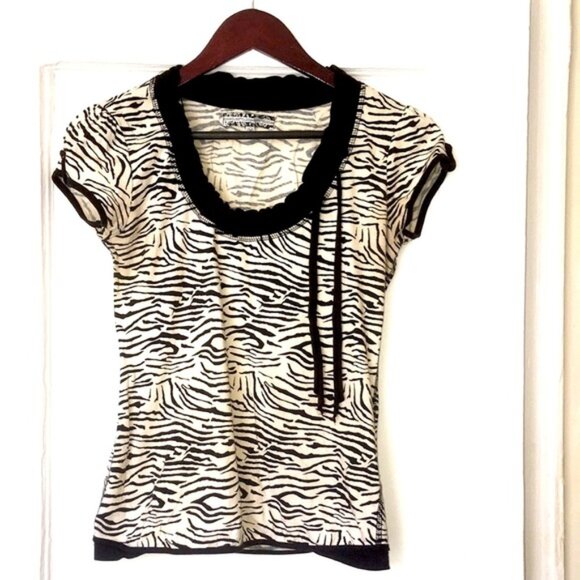 C&A zebra print tee with ribbon from Europe - 100% cotton - Picture 1 of 3
